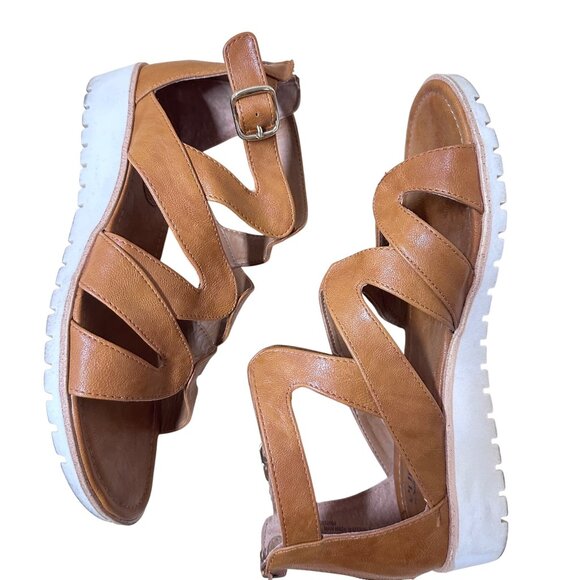 Tan Strappy Leather Sandals Women’s 8 | comfort | Eurosoft - Picture 1 of 8